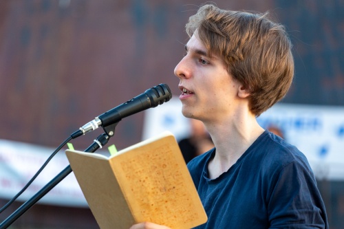 Zoom-In Andreas Kramer - Poetry