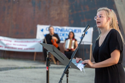 Zoom-In Elisabeth Saar (ICAN)