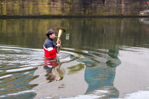Die Kultur geht baden