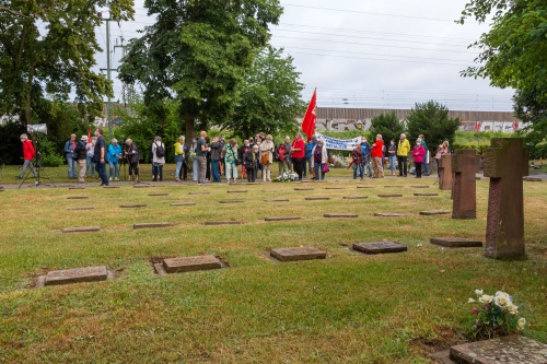 Gräberfeld fuer Zwangsarbeiter*innen 2