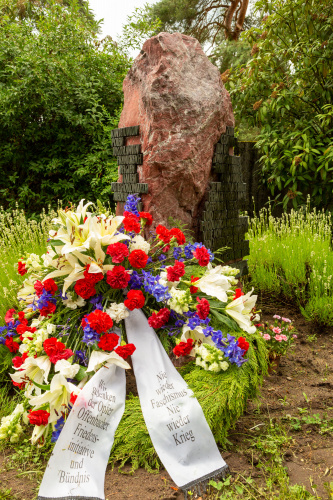 Gedenkstein fuer die Zwangsarbeiter*innen 2