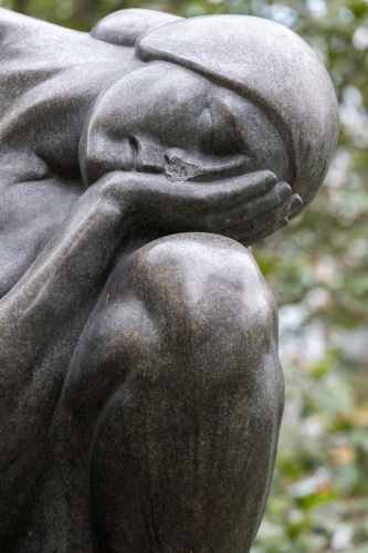 Zoom-In Opfer-Denkmal Detail