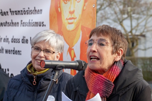 Alice Czyborra geb. Gingold und Silvia Gingold berichter ueber ihre Kindheit in Niederrad-2