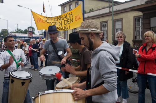 Menschenkette gegen Fluglaerm-7