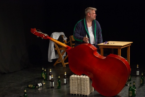 Nisse Kreysing spielt- Der Kontrabass von Patrick Sueskind-3