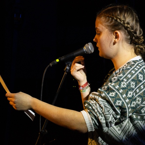 Mirjam Reiniger Poetry Slammerin