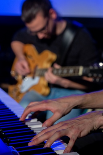 Session- Sebastian Bender Gitarre, Sascha Schirrmacher Klavier