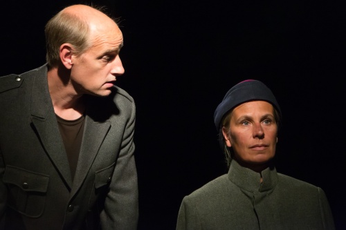 Ilja Kamphues, Nicole Horny