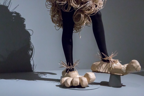 Lavinia Schulz Bibo - Detail Fuesse