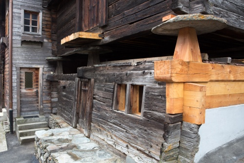 Sorgfaeltiger Erhalt eines alten Stadel-2