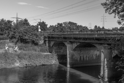 Eisenbahnbruecke Nied-2