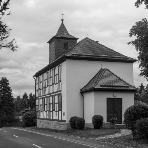 Fachwerk-Kirche in Weimarschmieden-2