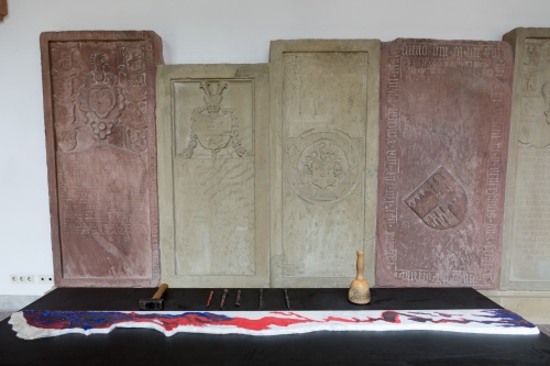 Projekt 12. Mit gluehenden Eisen gemartert-2