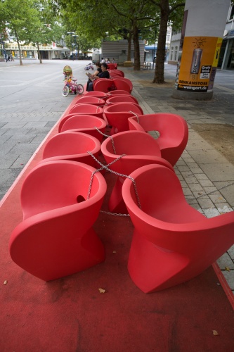 Sicherheitssessel auf dem Aliceplatz